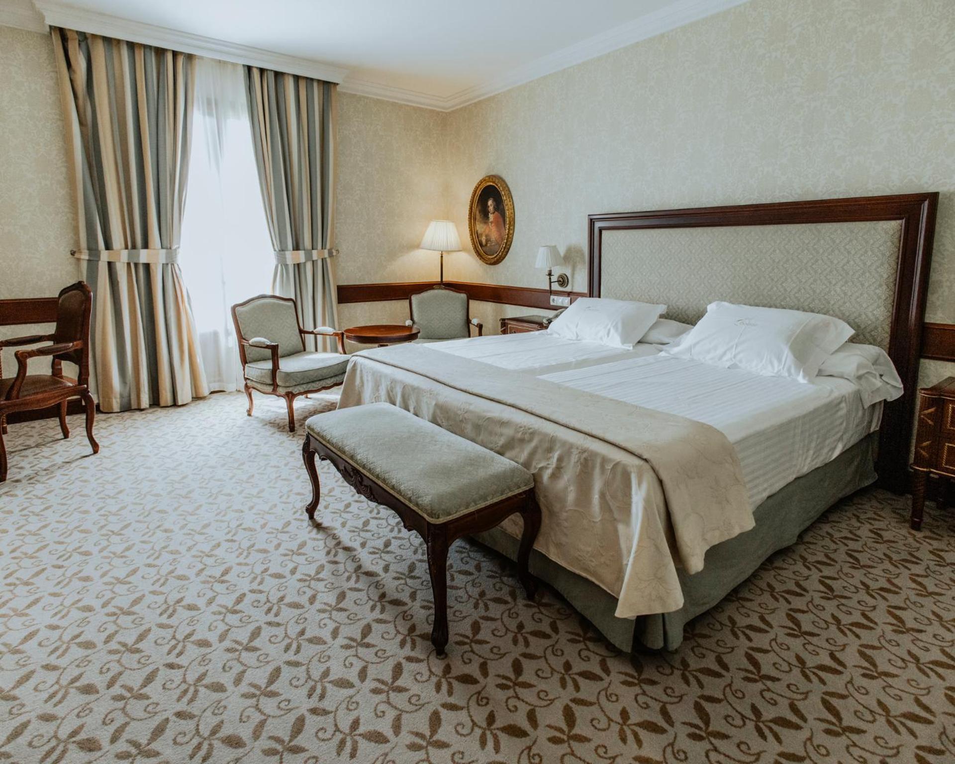 Candido Hotel 4*